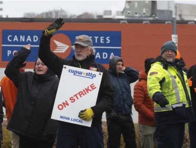 Canada Post工会降低涨薪要求至四年19%